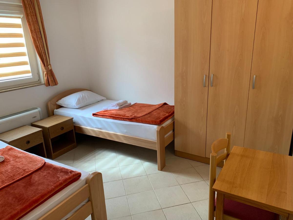 Bed and Breakfast Pansion Mate & Dds Međugorje Exterior foto